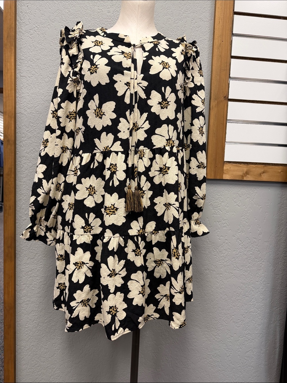 Doe & Rae Black Floral Tie-Neck Tiered Dress